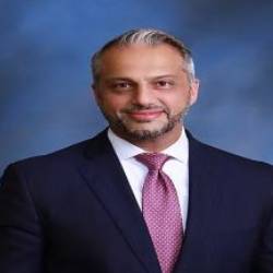 ماکان شیرافکن