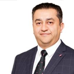 یاشار بهمنی